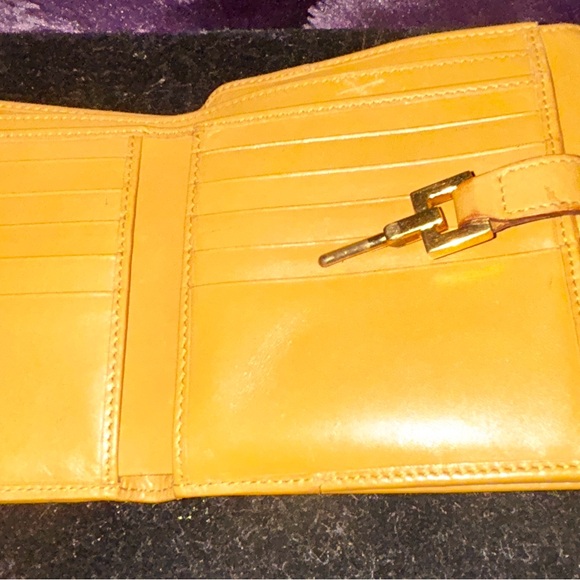 🔥SALE!!!Vintage Gucci "Jackie" Leather and Suede
Portmonee wallet - Picture 11 of 16